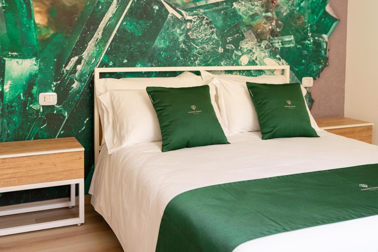 Antonio Busco Rooms Turi Exterior foto