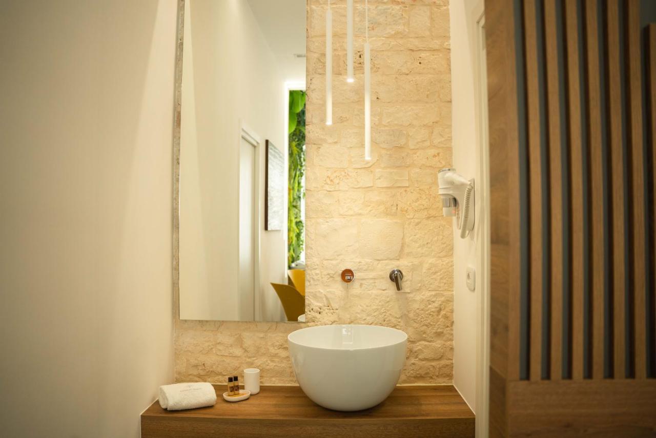 Antonio Busco Rooms Turi Exterior foto